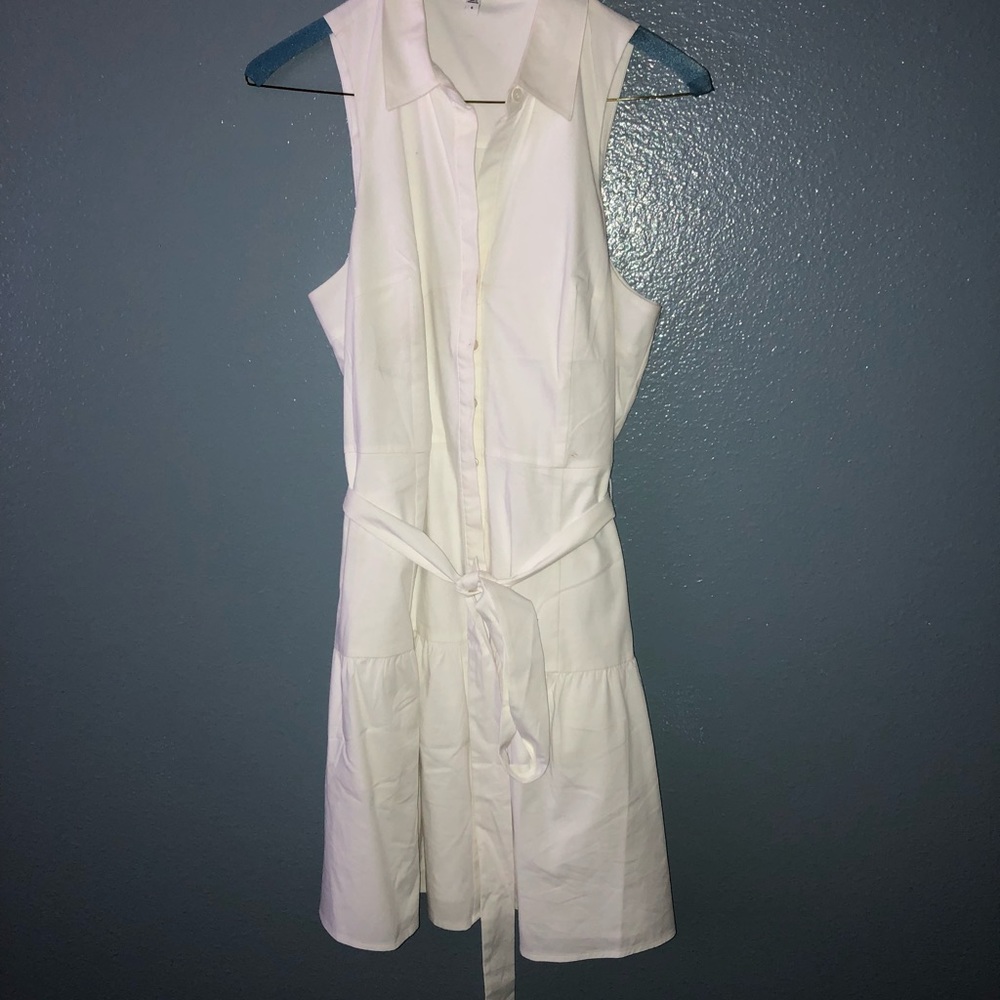White collar express wrap dress